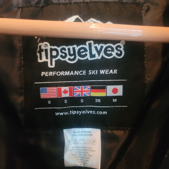 Snowsuit NWT Sold - Picture 4 of 4